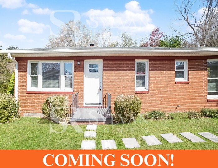 201 Cecil Dr in Winston-Salem, NC - Building Photo