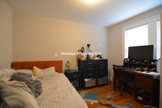 222-224 Calumet St, Unit 1 in Boston, MA - Building Photo - Building Photo