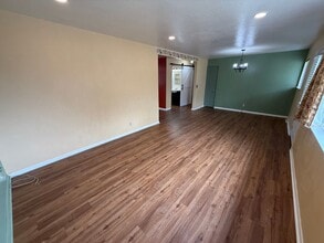 345 Hedges St in Lander, WY - Building Photo - Building Photo