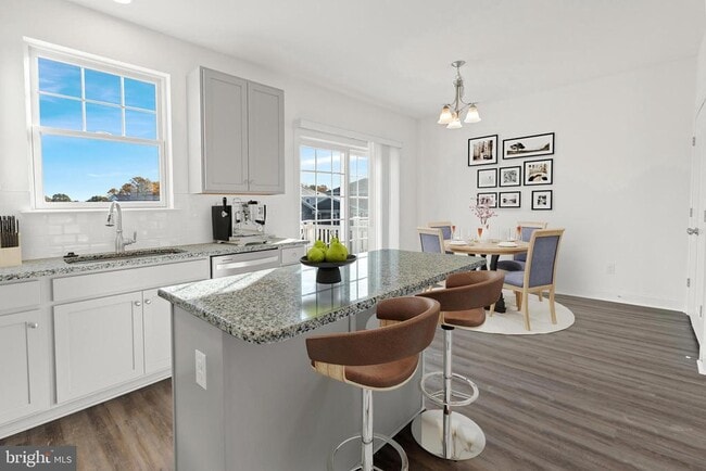 property at 977 Lorewood Grove Rd