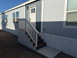 2060 N Center St in Mesa, AZ - Foto de edificio - Building Photo