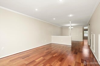 302 Berkshire Dr in Princeton, NJ - Building Photo - Building Photo