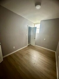 1113 Pleasant St, Unit Apt 1 in Schenectady, NY - Building Photo - Building Photo