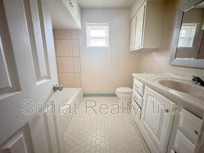 423 S Murat St in New Orleans, LA - Building Photo - Building Photo