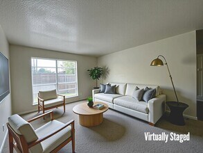 4306 Lake Rd in Killeen, TX - Foto de edificio - Building Photo