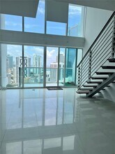 41 SE 5th St, Unit 2003 in Miami, FL - Building Photo - Building Photo