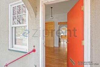 1230 Portland Ave in Albany, CA - Building Photo - Building Photo