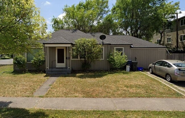 property at 586 E 18th Ave