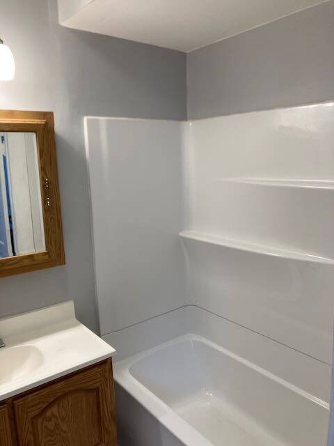 505 N 3rd St in Saint Edward, NE - Foto de edificio