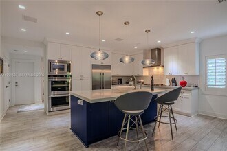 231 Fluvia Ave in Coral Gables, FL - Building Photo - Building Photo