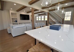 5 Phil's Path in Westerly, RI - Building Photo - Building Photo