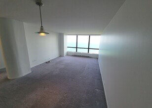 5415 N Sheridan Rd in Chicago, IL - Building Photo - Building Photo