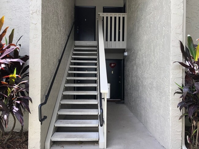 136 Springwood Cir in Longwood, FL - Building Photo - Building Photo