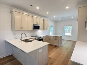 832 Dockery Ln in Fayetteville, AR - Foto de edificio - Building Photo