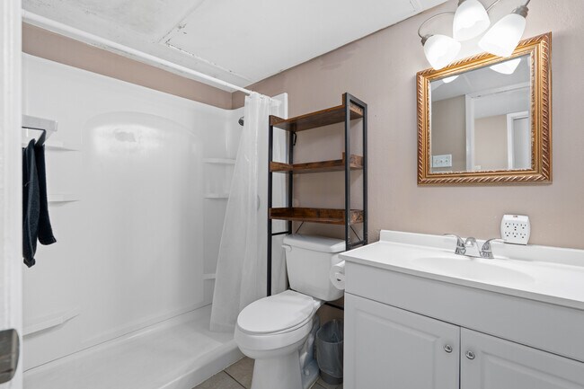 3384 P Ave in Plano, TX - Foto de edificio - Building Photo