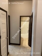 2112 SW 140th St in Oklahoma City, OK - Building Photo - Building Photo