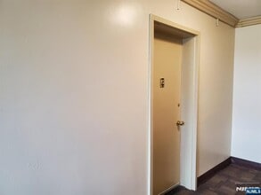 3001 Edwin Ave in Fort Lee, NJ - Building Photo - Building Photo