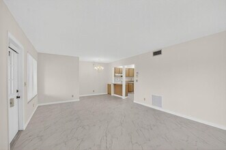 416 Pine Glen Ln in Greenacres, FL - Building Photo - Building Photo