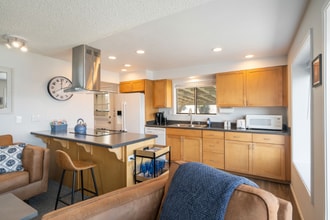 13501 Hidden Valley in Gig Harbor, WA - Building Photo - Building Photo