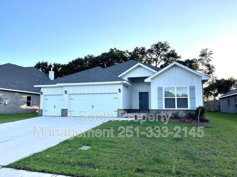 24119 Affirmed Ave in Daphne, AL - Building Photo