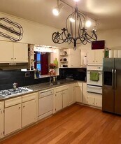 1026 Paradrome St, Unit 1 in Cincinnati, OH - Building Photo