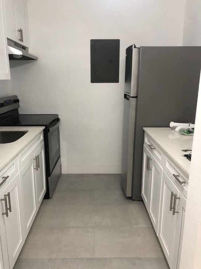 property at 2916 Funston St