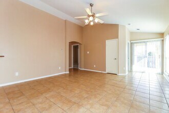 6440 Regina Dr in Fort Worth, TX - Building Photo - Building Photo