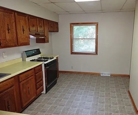 903 44th St, Unit 1 in Rock Island, IL - Foto de edificio - Building Photo