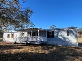7779 Co Rd 252 in Live Oak, FL - Building Photo