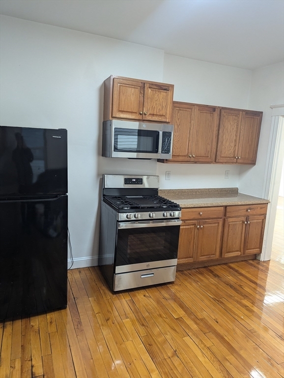 549 Revere St, Unit #1R in Revere, MA - Building Photo - Building Photo