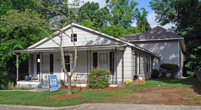 1514 Collegeview Ave in Raleigh, NC - Foto de edificio - Building Photo