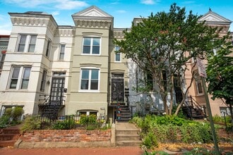 724 5th St NE, Unit Uni#1 in Washington, DC - Building Photo - Building Photo