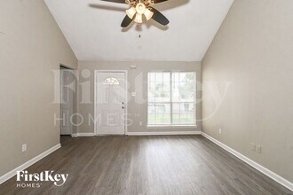 3554 E Regency Park Cir in Memphis, TN - Building Photo - Building Photo