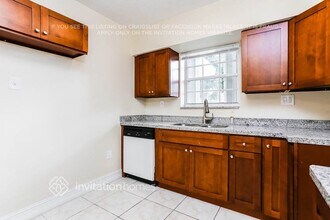330 NW 196th St in Miami, FL - Building Photo - Building Photo