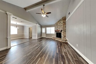 27205 Kane Ln in Conroe, TX - Building Photo - Building Photo