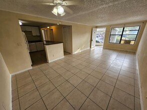 4019 E Michigan St in Orlando, FL - Building Photo - Building Photo