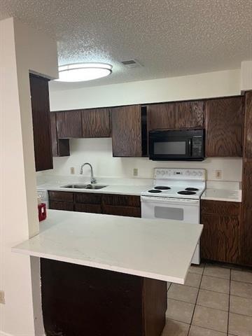 902 N Nursery Rd in Irving, TX - Building Photo - Building Photo
