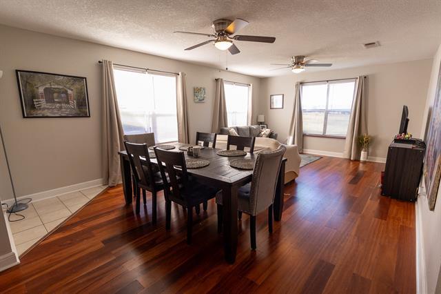 1410 Marie St in Comanche, TX - Building Photo - Building Photo