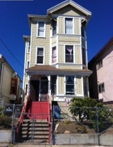 2206 E 15th St in Oakland, CA - Foto de edificio