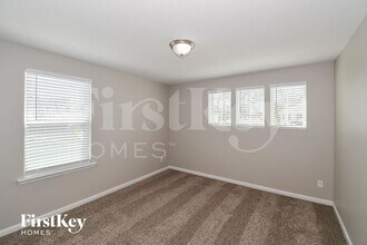 6619 Azalea Park Rd in Jacksonville, FL - Foto de edificio - Building Photo