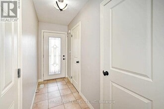 130 Rochefort St. in Kitchener, ON - Building Photo - Building Photo