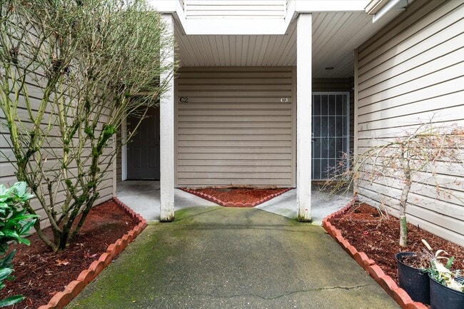 501 23rd Ave S, Unit Unit C2 in Seattle, WA - Foto de edificio - Building Photo