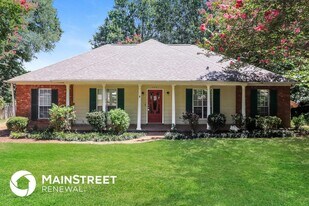 8067 Norwich Dr in Memphis, TN - Building Photo