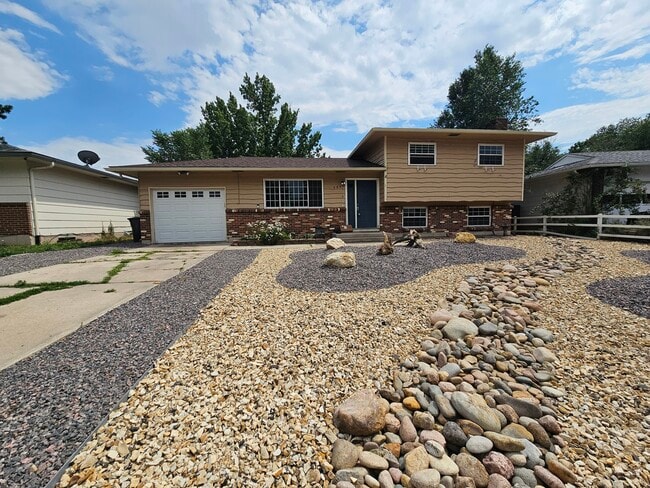 3627 Mesa Grande Dr in Colorado Springs, CO - Building Photo - Building Photo