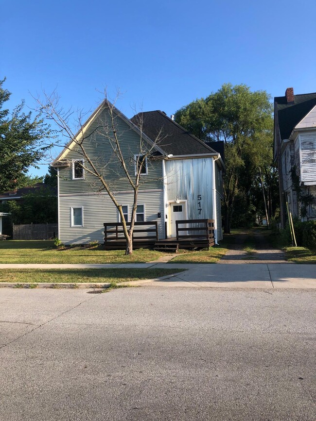 517 W Marion St in South Bend, IN - Foto de edificio - Building Photo