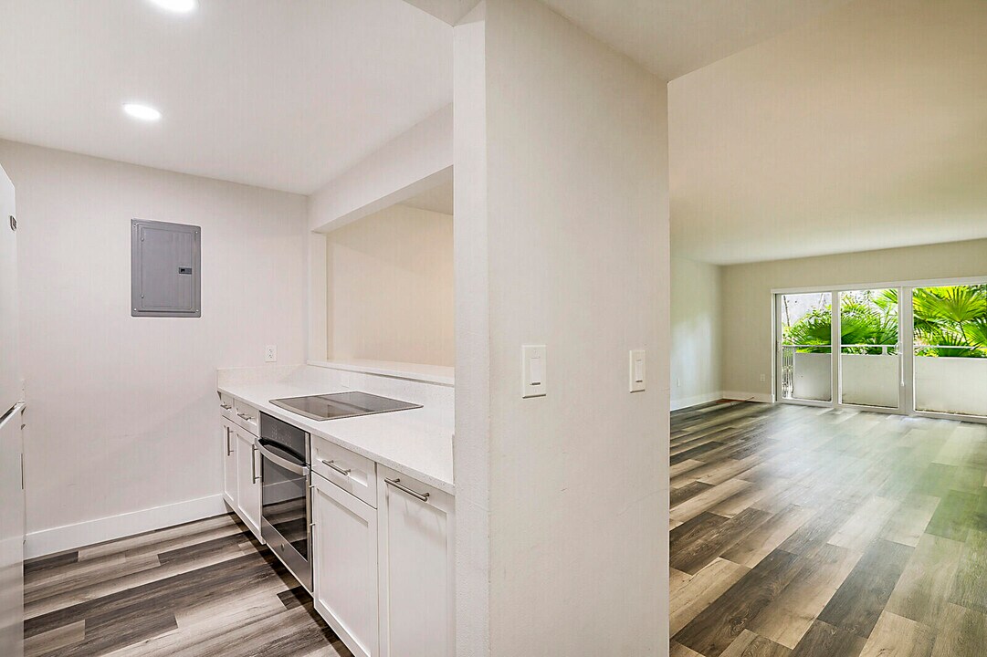 1235 Mariposa Ave in Coral Gables, FL - Building Photo