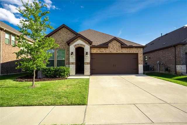 10924 Klondike Ln in Krugerville, TX - Foto de edificio - Building Photo