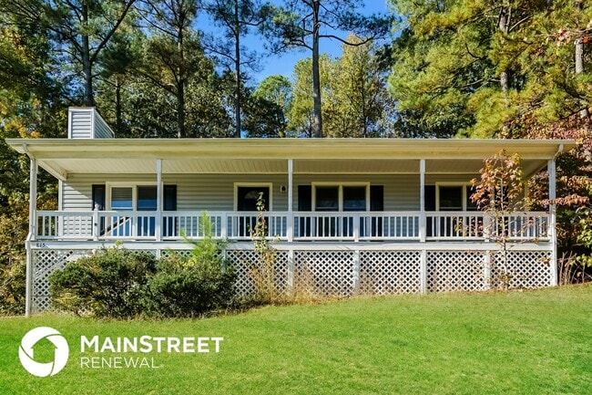 property at 815 Grandview Dr