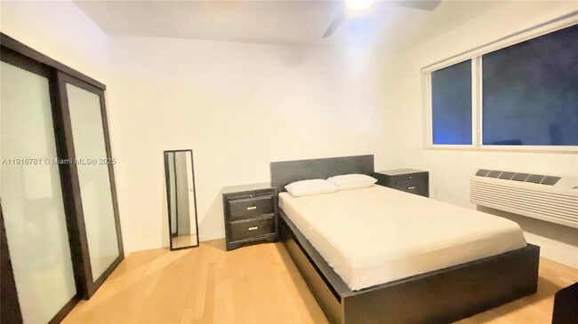 7171 Bay Dr in Miami Beach, FL - Building Photo - Building Photo