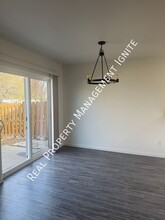2803 SW Indian Ave in Redmond, OR - Building Photo - Building Photo